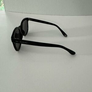 Gucci Acetate sunglasses GG0571S